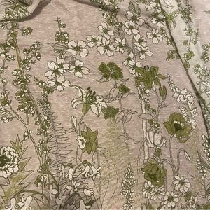 2x Vintage curtain sheers Floral Print in Green and White